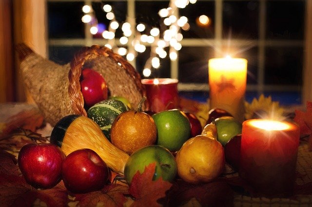 Thanksgiving Traditions & Customs